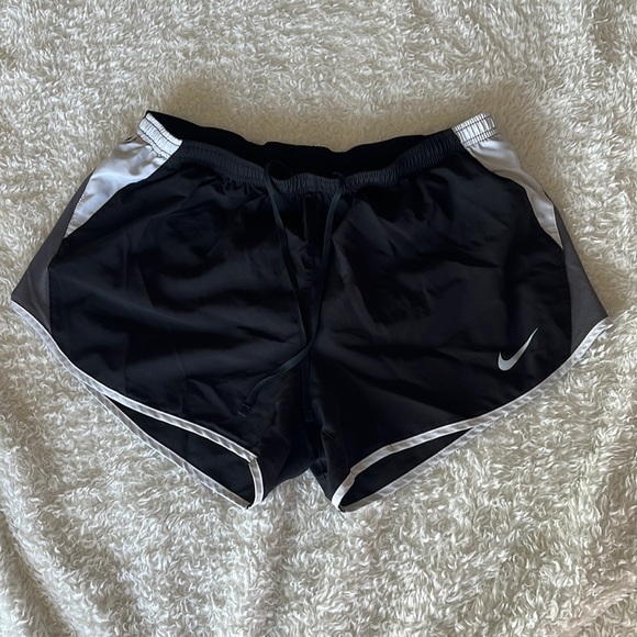 Nike Pants - Women’s Nike Dri-Fit Running Shorts
